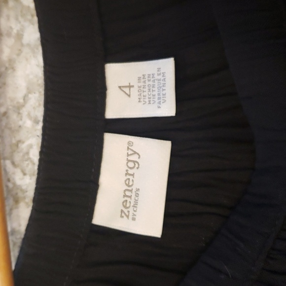 Chicos Black Gauze cold shoulder Tunic - Picture 3 of 6